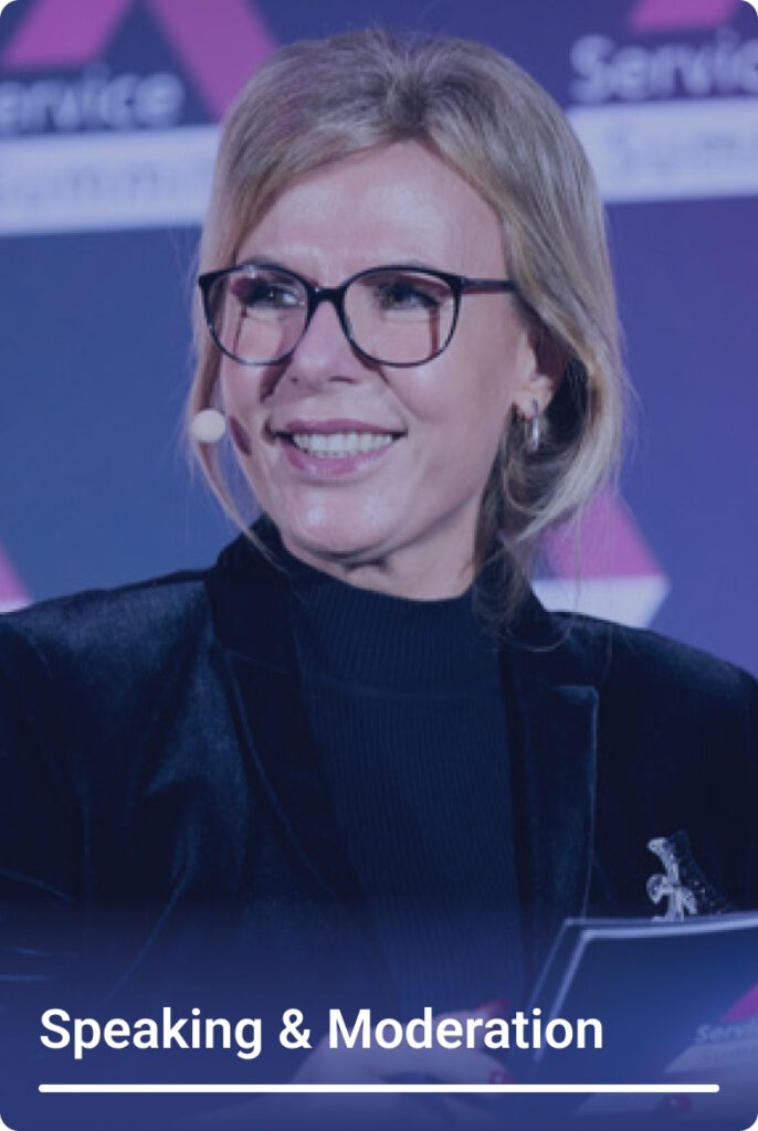 Anika Tannebaum – European No. 1 Service Expert and Keynote Speakerin for Customer Service, CX & Leadership on stage