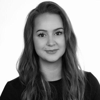 Anika Tannebaum—Europe’s No. 1 service expert, keynote speaker, and leadership coach—introduces a client.