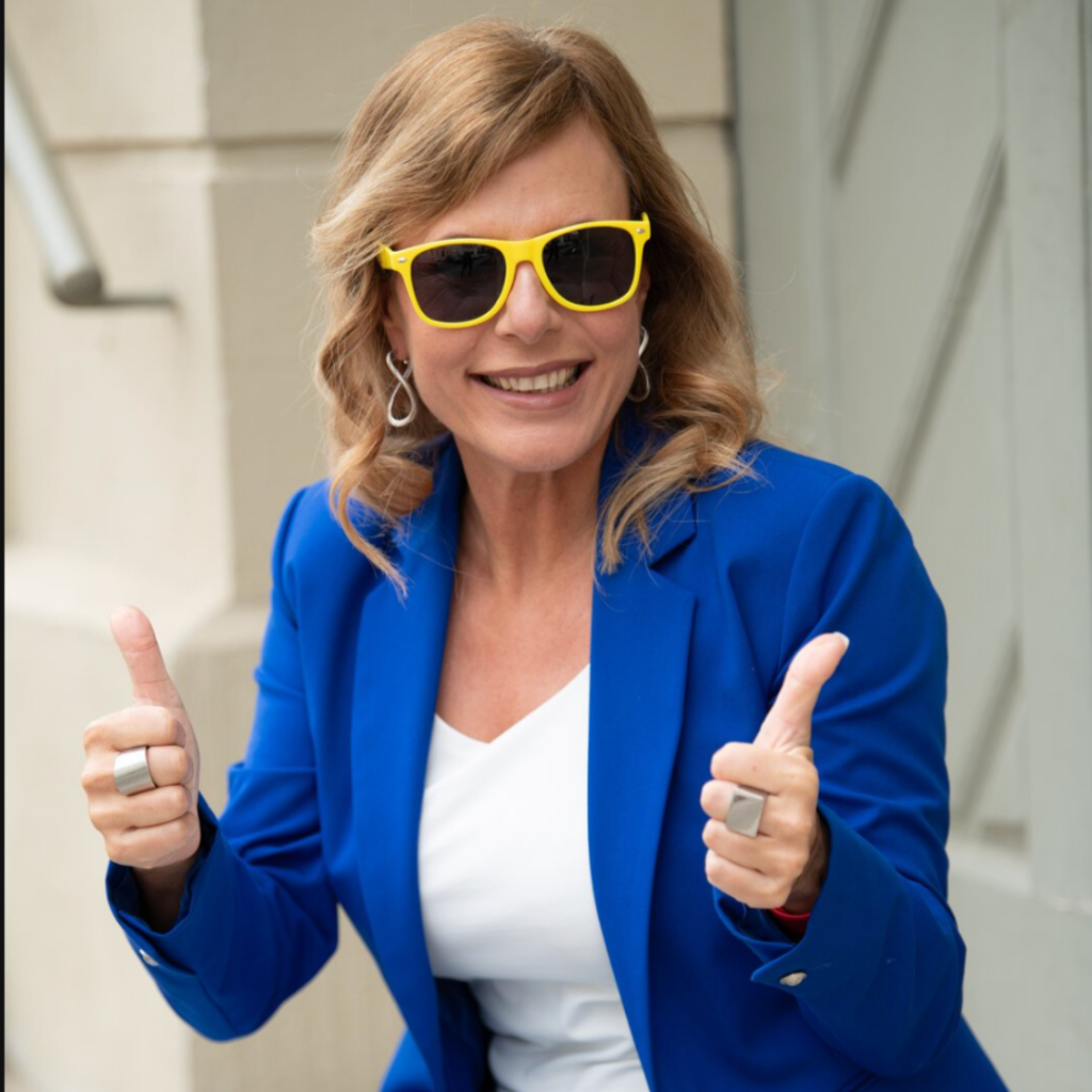 Anika Tannebaum—Europe’s No. 1 service expert, keynote speaker, and leadership coach—sees the world through a “service lens” and exudes a motivating passion for excellent customer service.