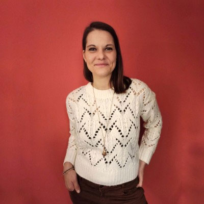 Anika Tannebaum – Europe’s No. 1 service expert, keynote speaker, and leadership coach – introduces a client and shares her feedback